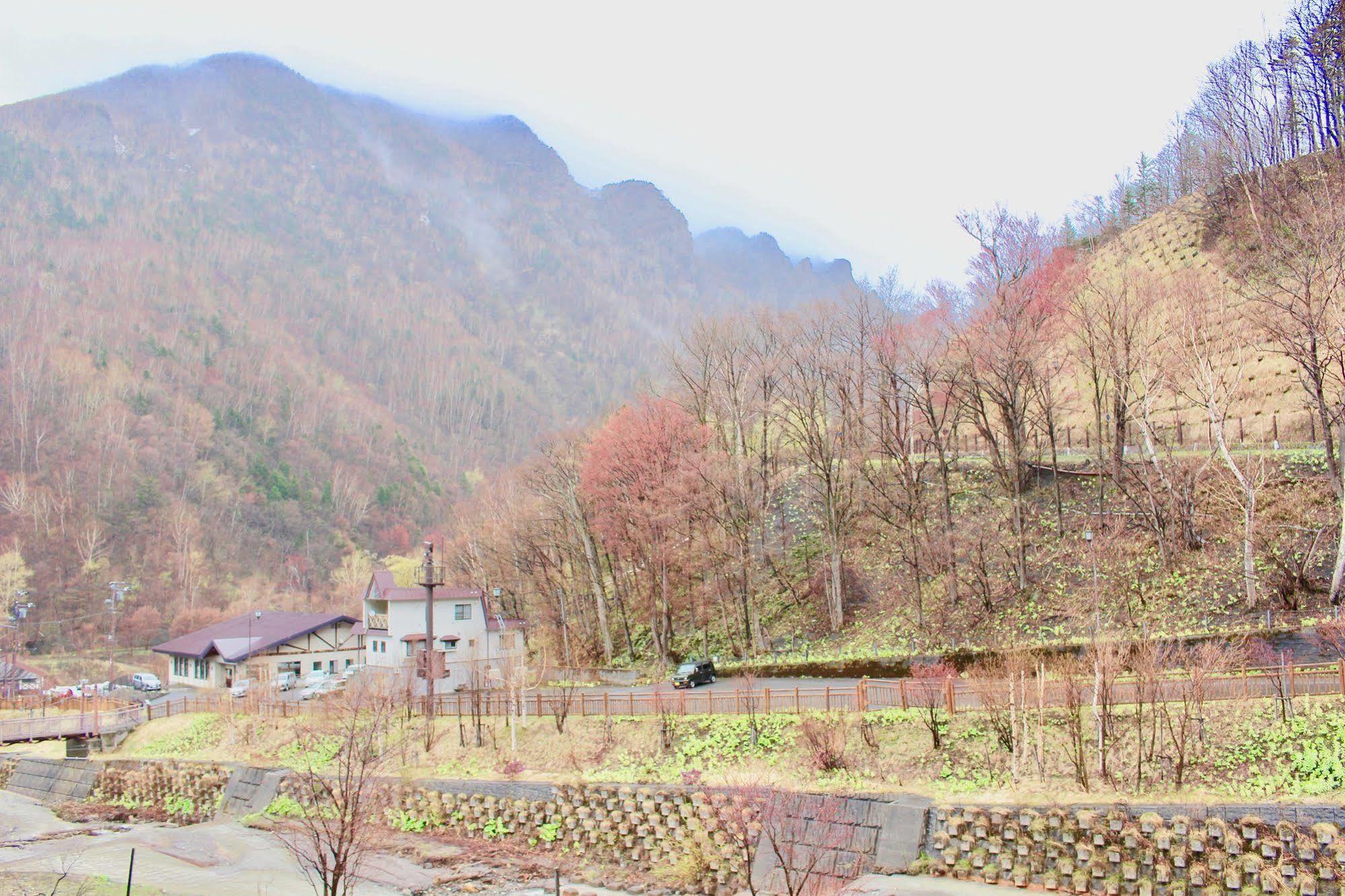 Hotel Sounkyo Onsen Kumoi Kamikawa  Exterior foto